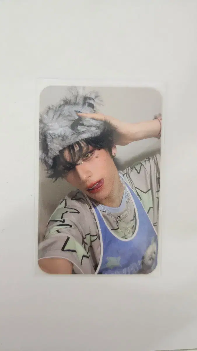 thumbnail-0